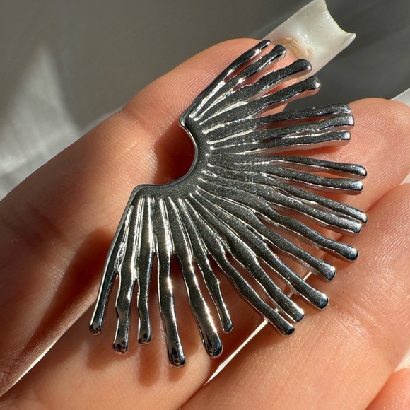 Anthropologe star new Silver Winged Earrings - Picture 7 of 10